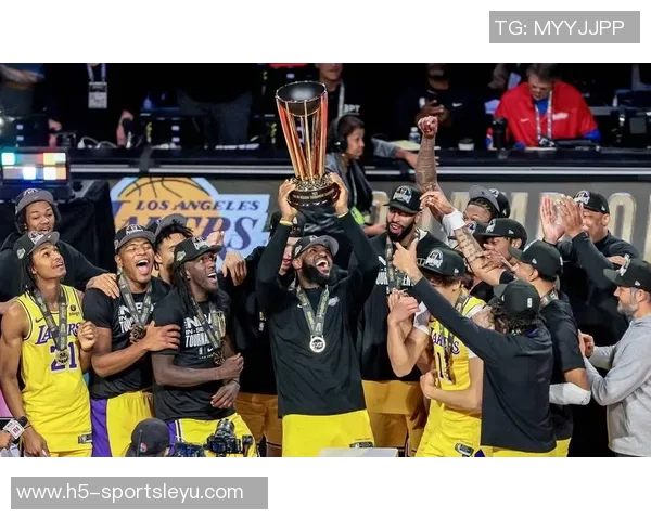 普尔赞球迷热情支持称球队表现值得喝彩与期待